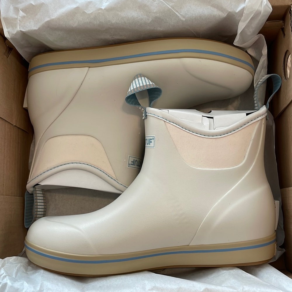 Women’s Ankle Deck Boot  Ivory